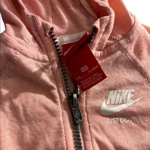 Nike jogging suit